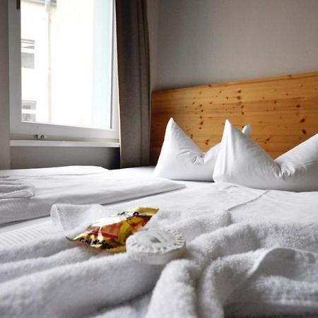The Cat'S Pajamas Hostel Berlino Esterno foto